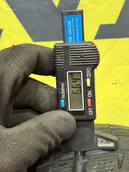 Falken 205/55 R17 Zimska