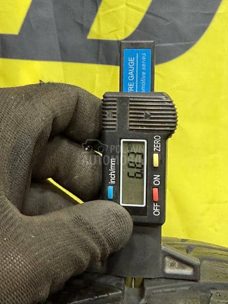 Falken 205/55 R17 Zimska