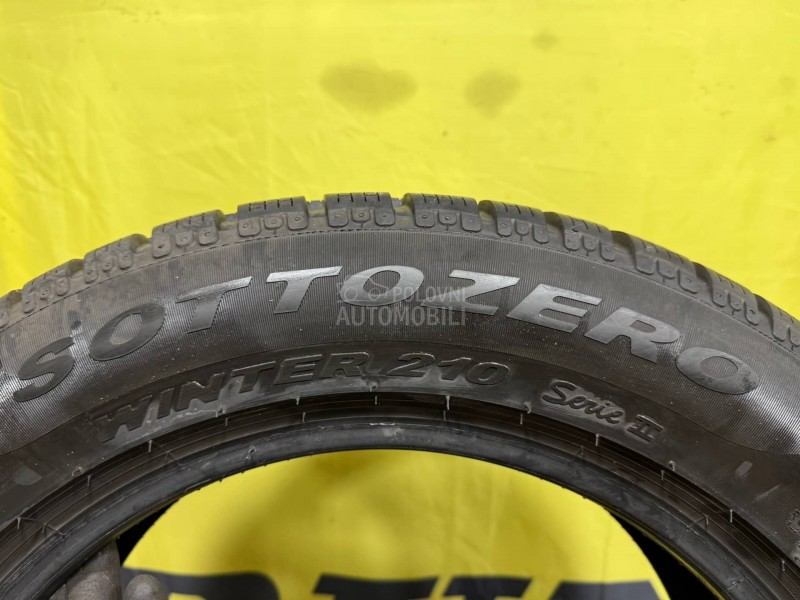 Pirelli 215/60 R17 Zimska