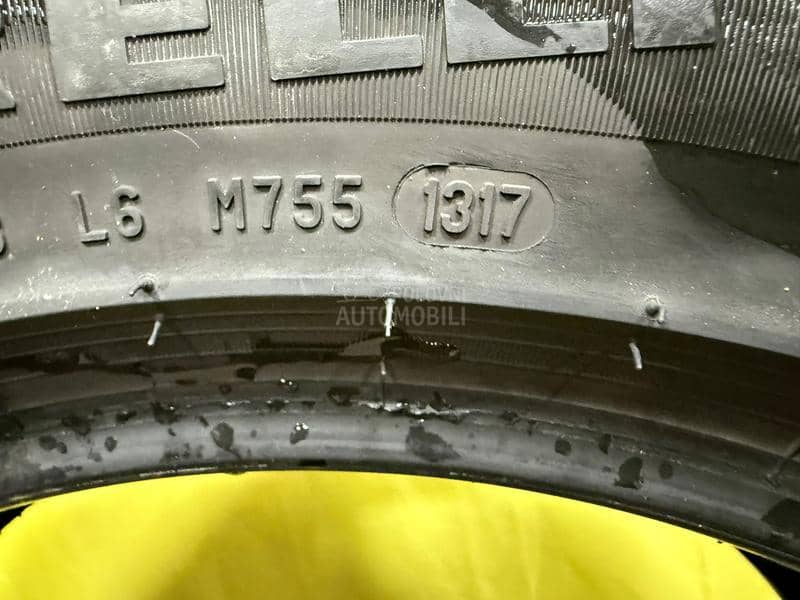 Pirelli 215/60 R17 Zimska