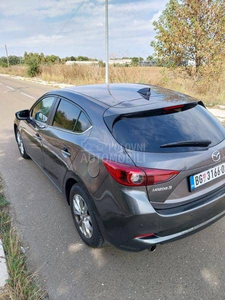 Mazda 3 2.0  SKYACTIV 120G