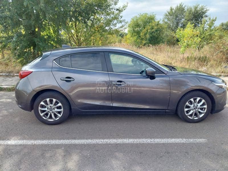 Mazda 3 2.0  SKYACTIV 120G