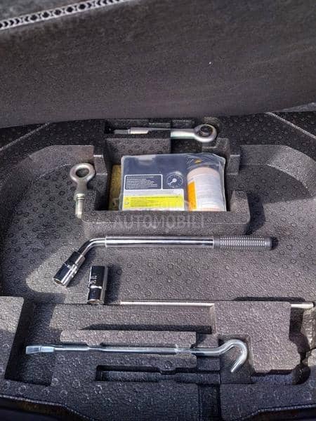 Mazda 3 2.0  SKYACTIV 120G