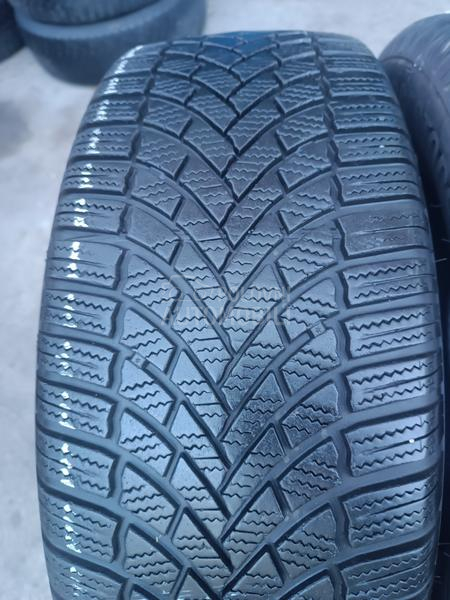 Bridgestone 215/60 R16 Zimska