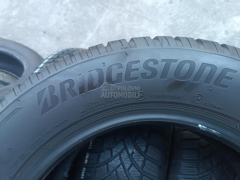Bridgestone 215/60 R16 Zimska