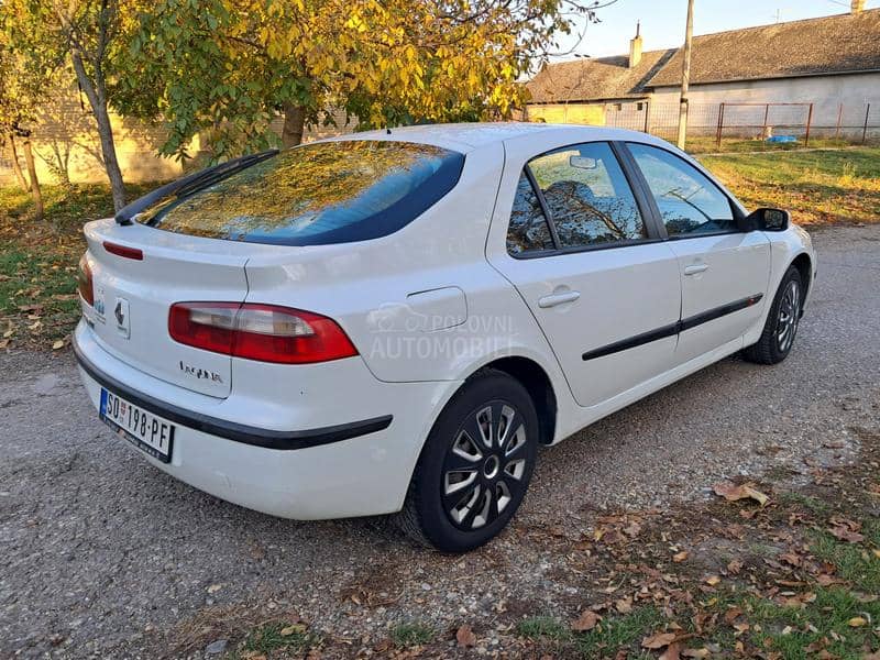 Renault Laguna 