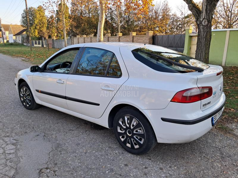 Renault Laguna 