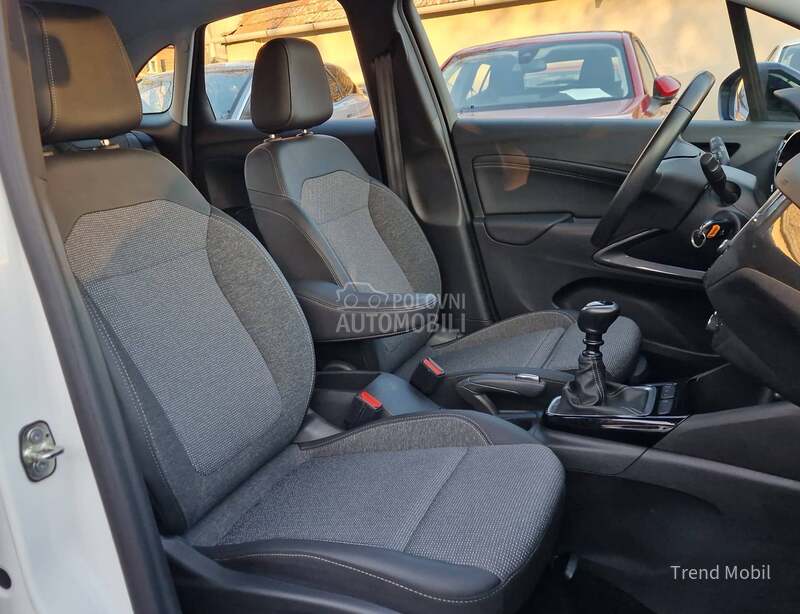 Opel Crossland X  1.2 Elegance