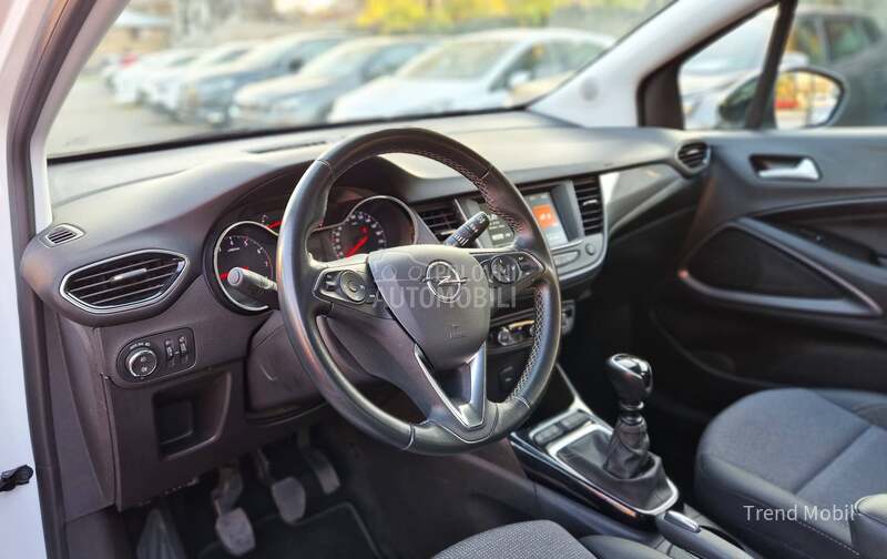 Opel Crossland X  1.2 Elegance