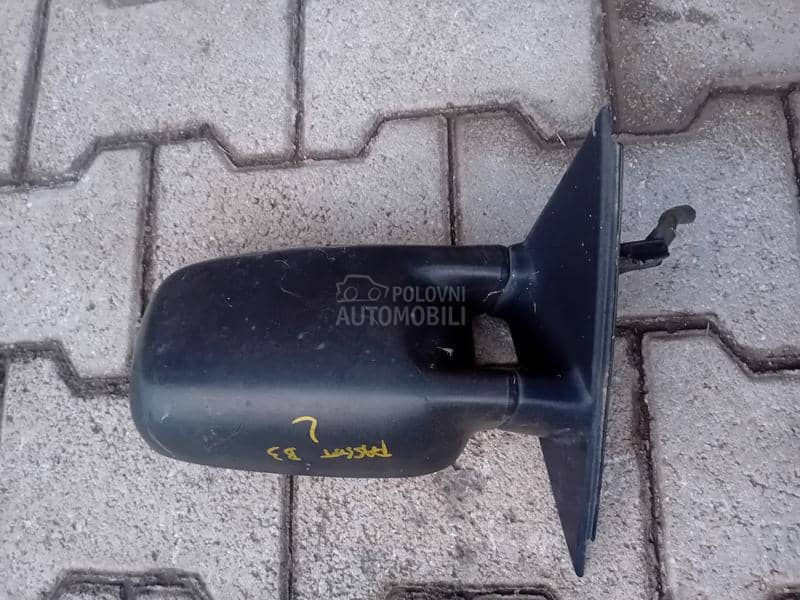 Levi retrovizor elektricni