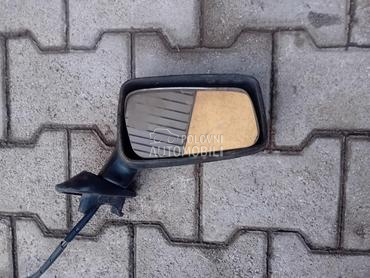 Desni retrovizor mehanicki za Audi 80