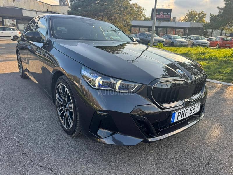 BMW 520 M/BLACK/xDRIVE
