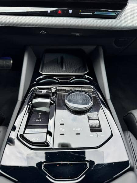 BMW 520 M/BLACK/xDRIVE