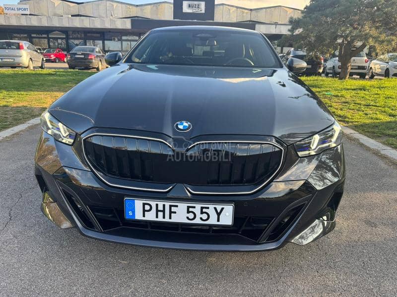 BMW 520 M/BLACK/xDRIVE