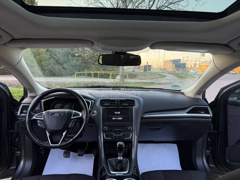 Ford Mondeo 2.0TDCi/TITANIUM/T0P