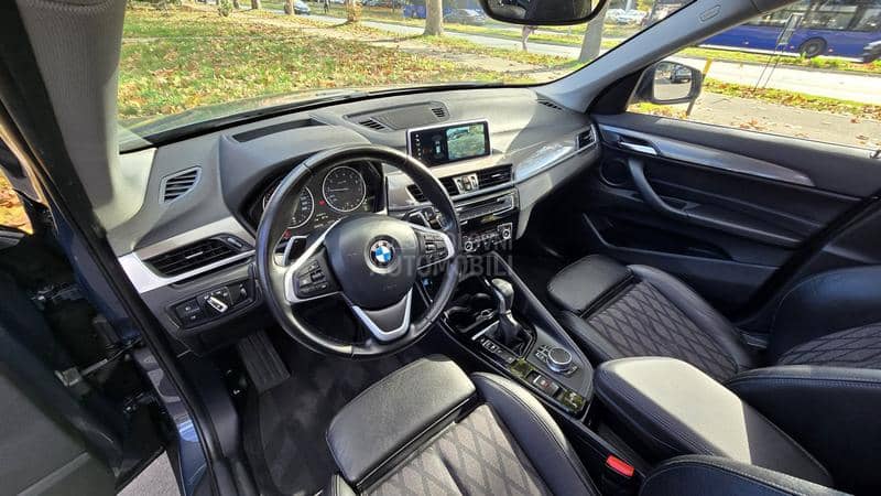 BMW X1 xDrive2.0i X-line CH