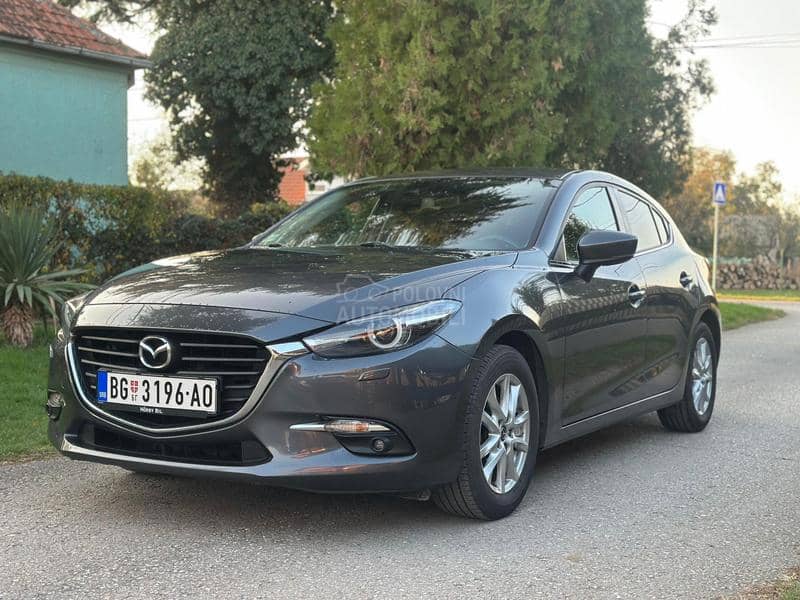 Mazda 3 Sky active