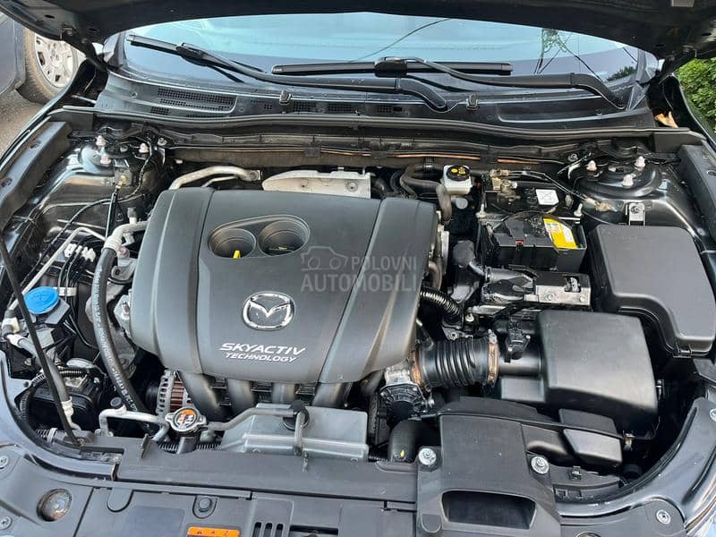 Mazda 3 Sky active
