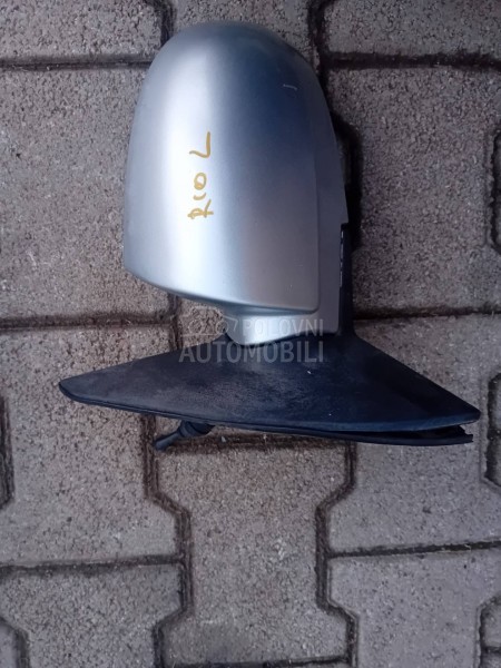 Levi retrovizor mehanicki