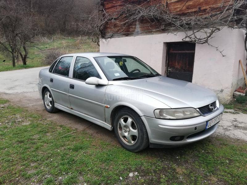 Opel Vectra B 