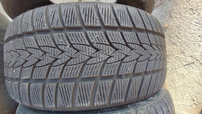Imperial 225/45 R17 Zimska