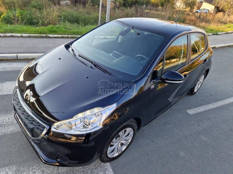 Peugeot 208 1.2 Alurre