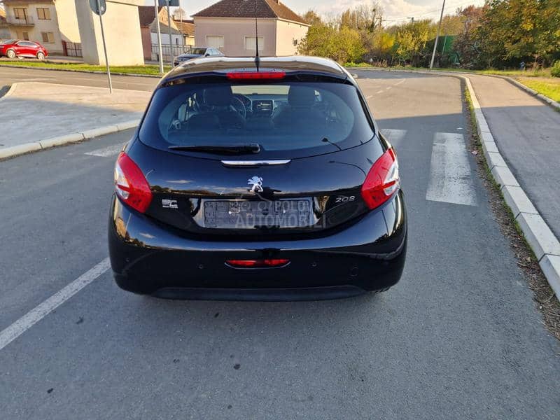 Peugeot 208 1.2 Alurre