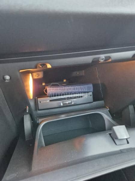 Peugeot 208 1.2 Alurre