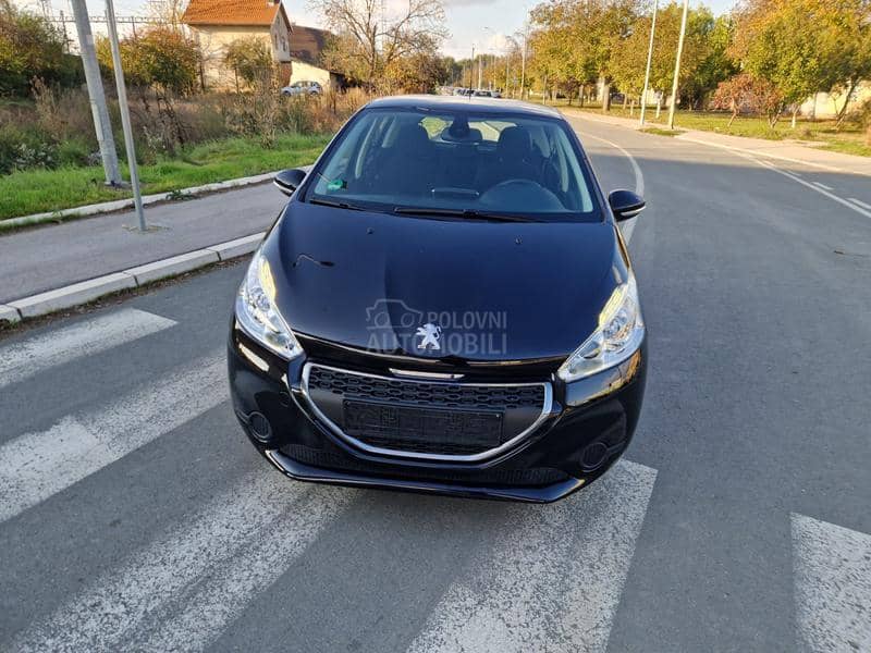 Peugeot 208 1.2 Alurre