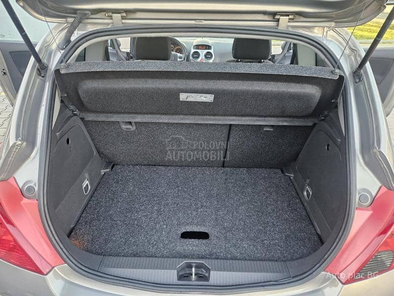 Opel Corsa D 1.4 SATELITE