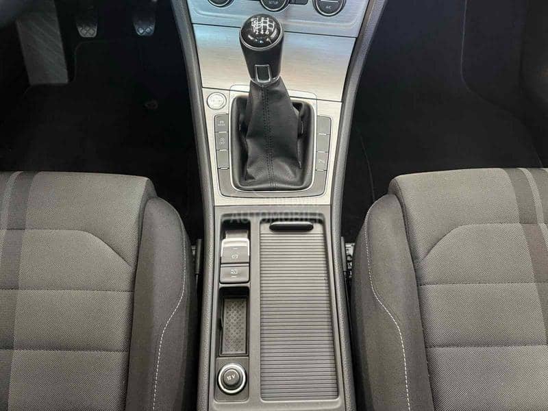 Volkswagen Golf 7 1.4/R line/CH