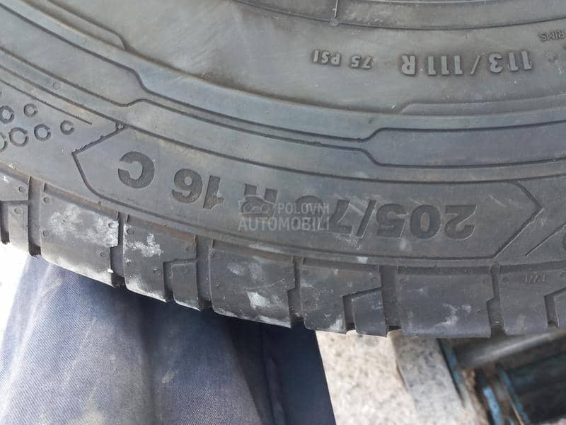 Continental 205/75 R16 Letnja
