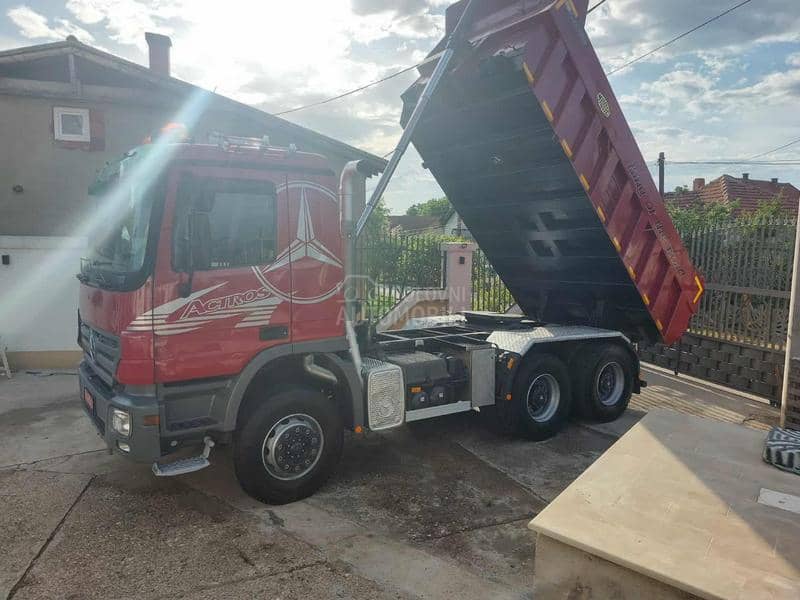 Mercedes Benz 3350 6x4 kiper