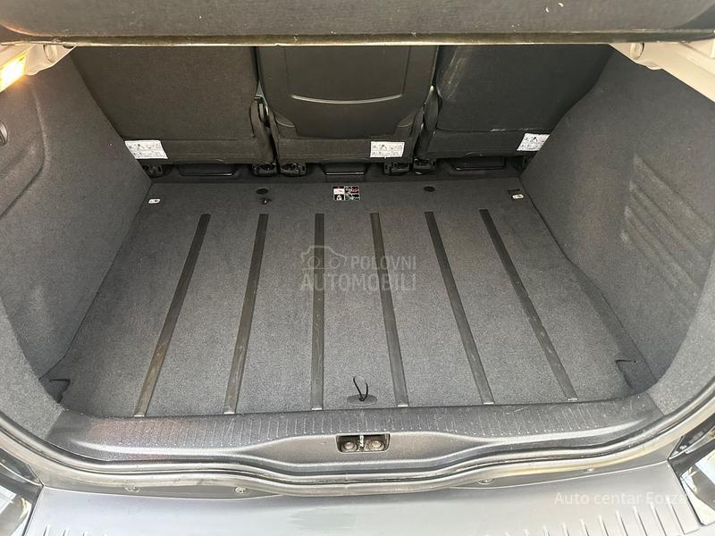 Renault Scenic N O V