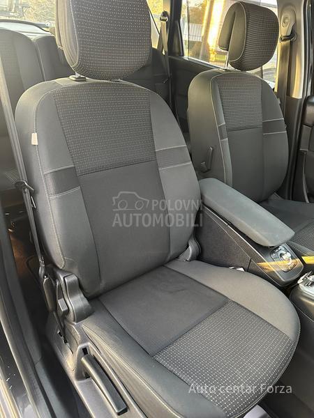 Renault Scenic N O V