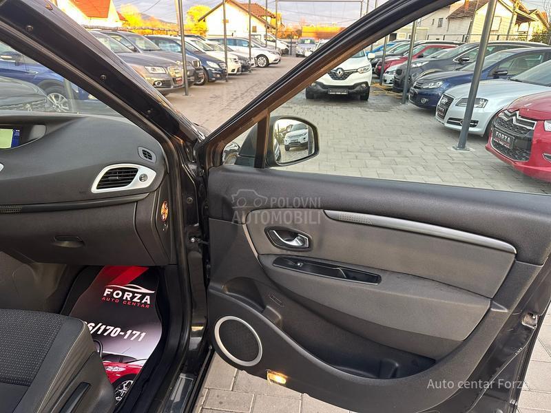 Renault Scenic N O V