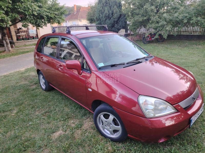 Suzuki Liana 