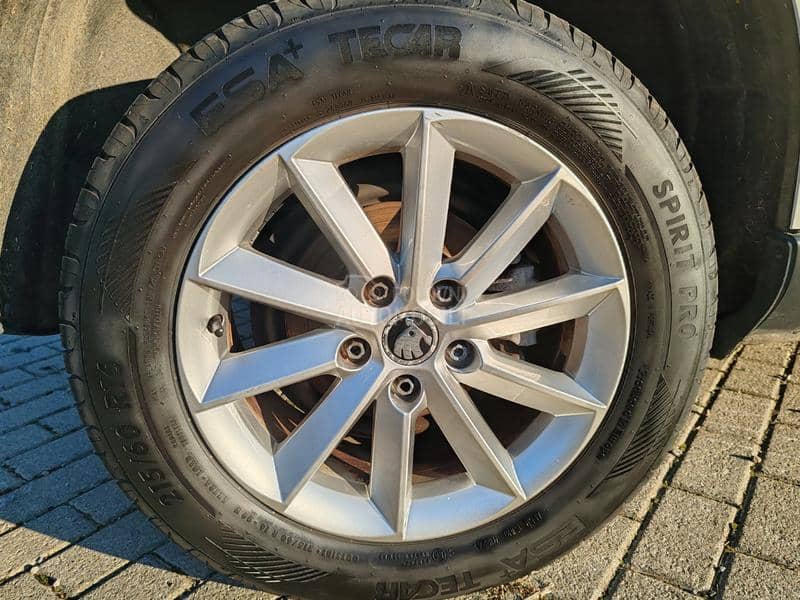 Škoda Yeti 2.0 tdi  .CH.