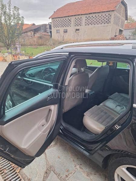 Volkswagen Passat B6 2.0tdi NawKozzaCH
