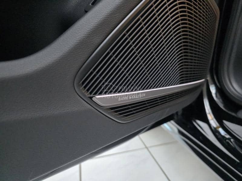 Audi A4 40TFSI S line