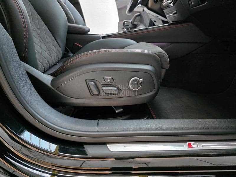 Audi A4 40TFSI S line