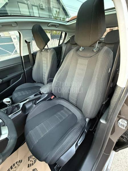 Peugeot 308 1.6hdi/PANO RAMA/FUL