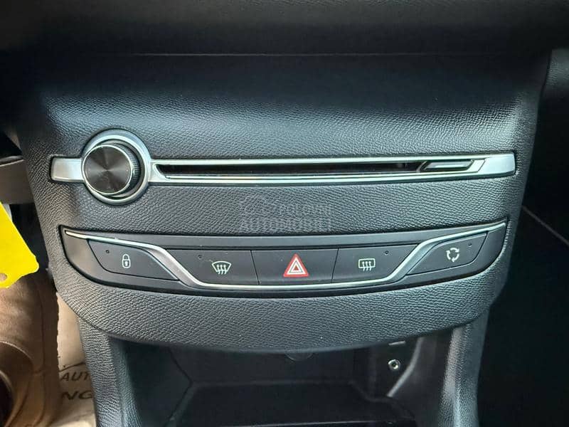 Peugeot 308 1.6hdi/PANO RAMA/FUL