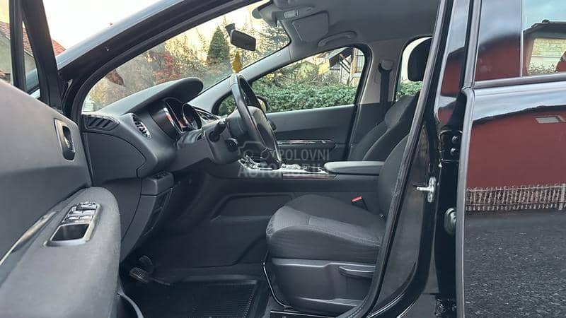 Peugeot 3008 1.6 BESPREK0RAN