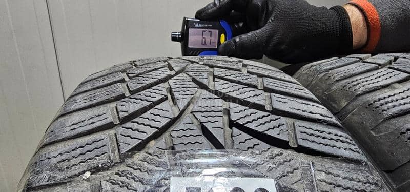 Toyo 215/60 R16 Zimska