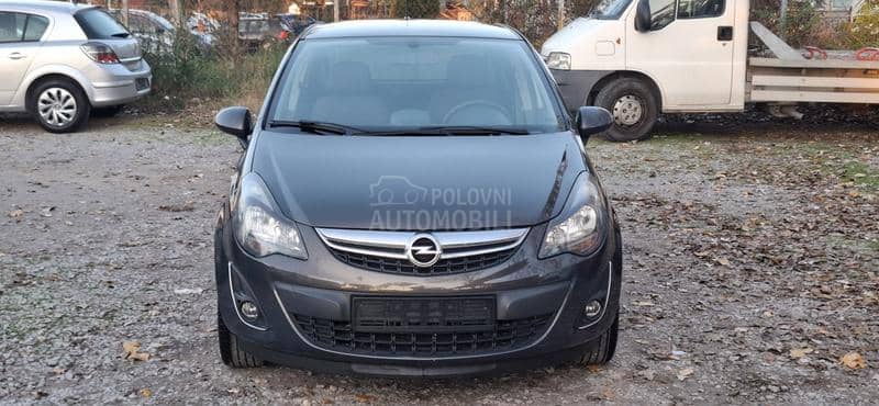 Opel Corsa D 1.2 BENC FFUULL