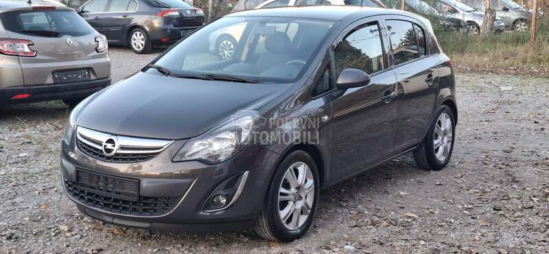 Opel Corsa D 1.2 BENC FFUULL