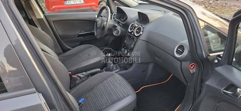 Opel Corsa D 1.2 BENC FFUULL