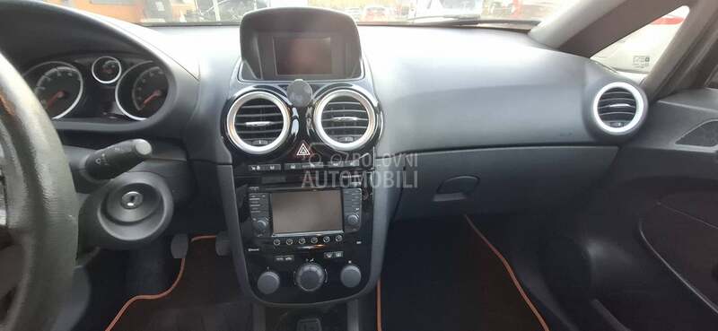 Opel Corsa D 1.2 BENC FFUULL
