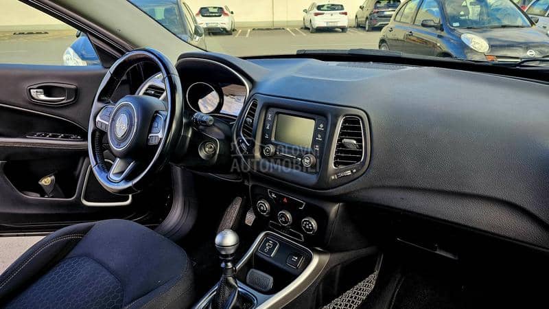 Jeep Compass 1.4 Turbo  N.O.V.